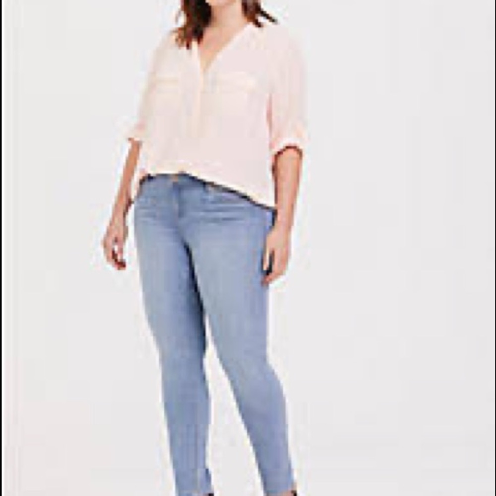 Torrid Georgette blush pink blouse size 0 L